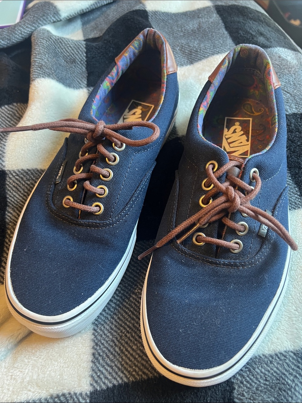 Vans Navy Canvas Low-Top Sneakers with Brown Laces Men’s 8 Women’s 9.5